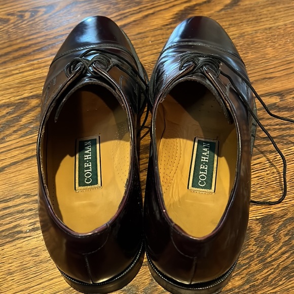 Cole Haan mens dress shoes - Picture 2 of 4